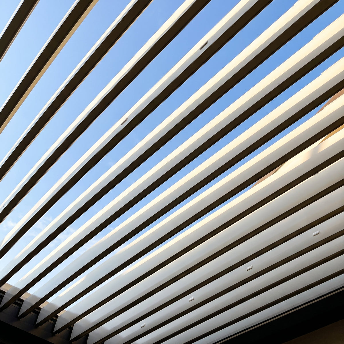 Pergola bioclimatica ed effetto camino: come funziona?