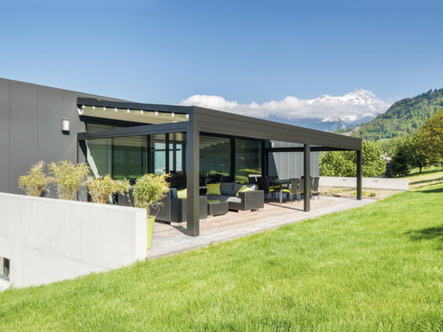 QUADRA - Pergola con Telo Retraibile